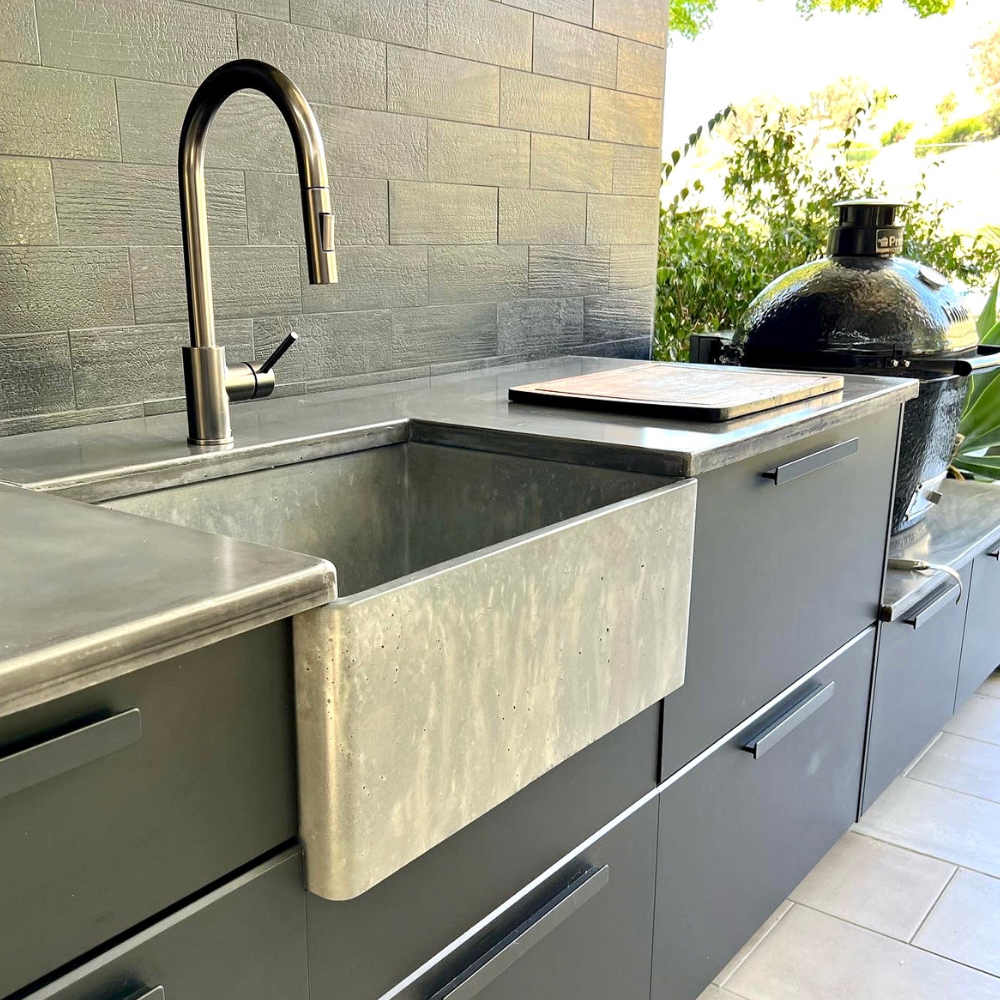 'Angelo' Concrete butlers sink